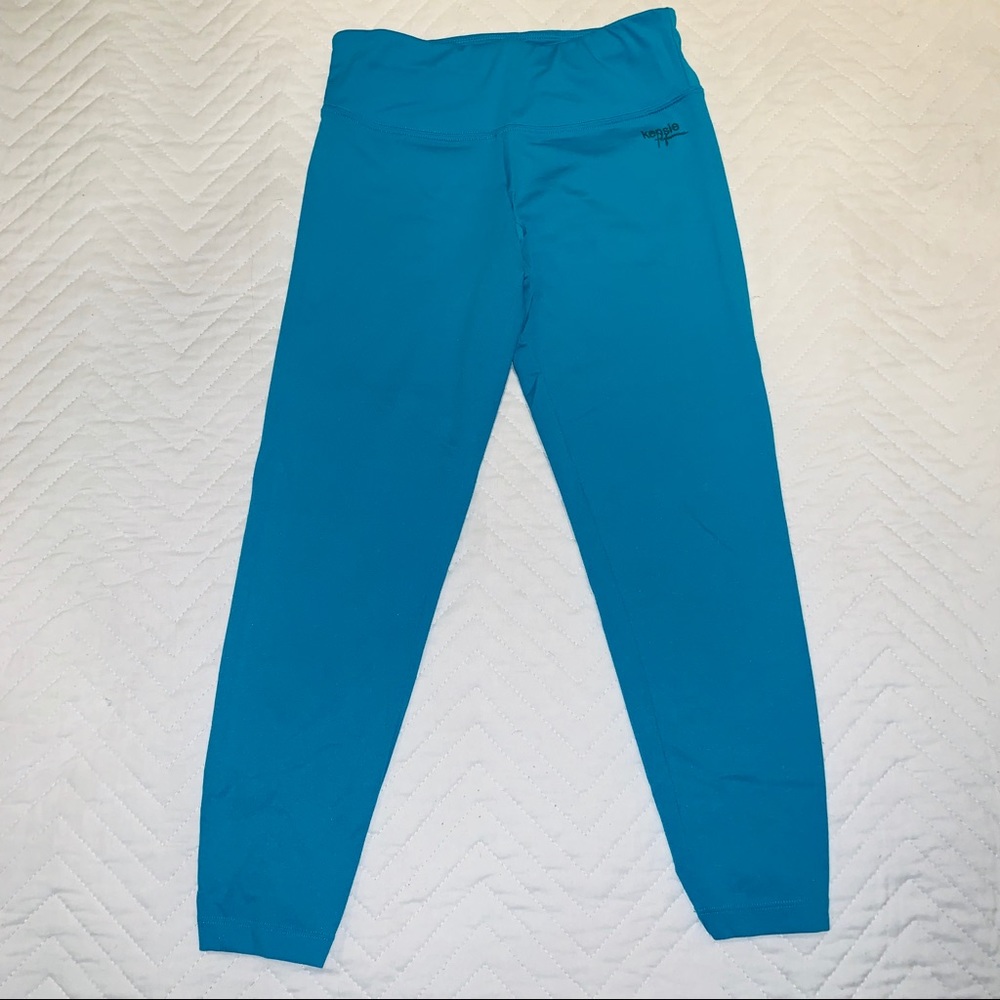 Kensie Performance Cropped Leggings